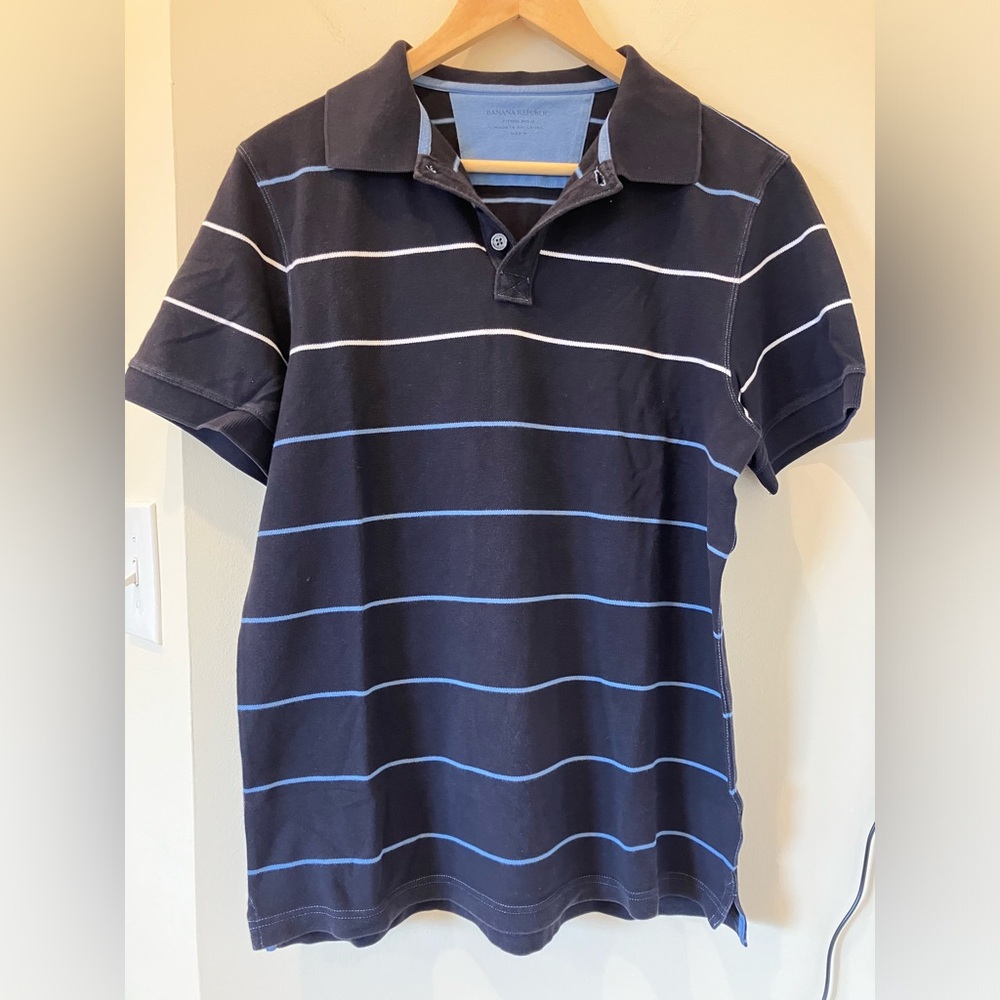 Banana Republic Blue Striped Men's Polo Short Sleeve. Size M